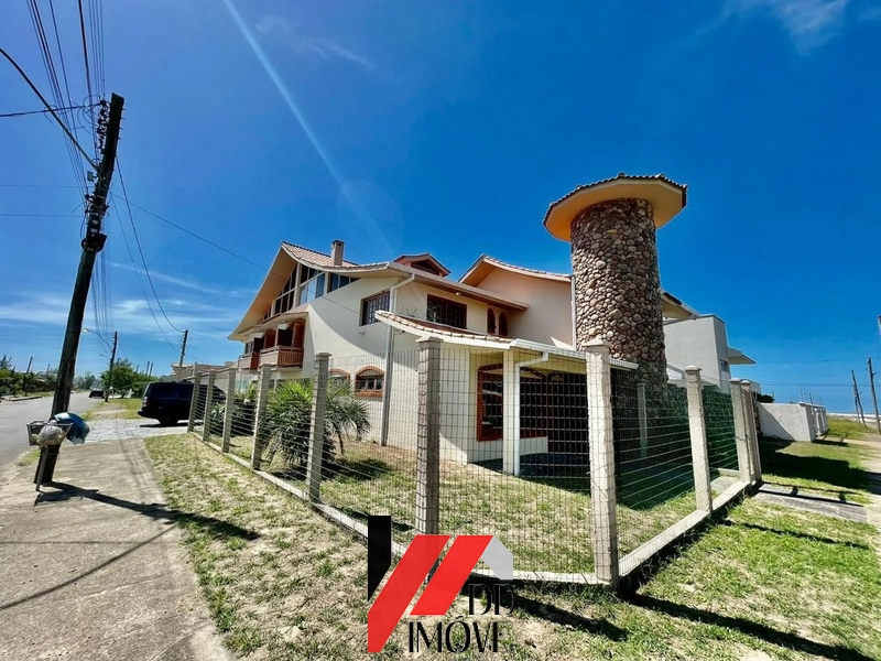 CASA ALTO PADRÃO A DUAS QUADRAS DO MAR !!!: 12ª foto da galeria de imagens do imóvel