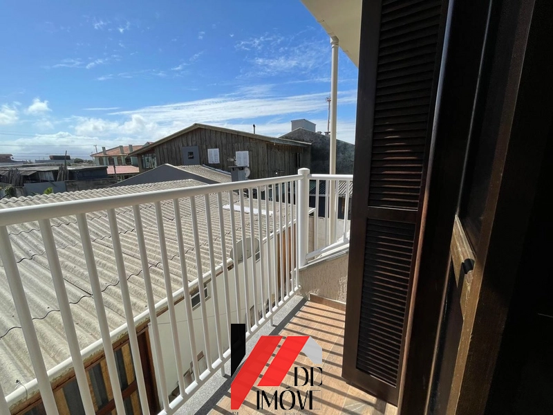 PARA VOCÊ QUE TEM FAMILIA GRANDE. SOBRADO COM 4 DORM, 3 QUADRAS DO MAR: 23ª foto da galeria de imagens do imóvel