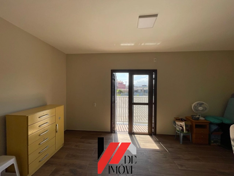 PARA VOCÊ QUE TEM FAMILIA GRANDE. SOBRADO COM 4 DORM, 3 QUADRAS DO MAR: 22ª foto da galeria de imagens do imóvel