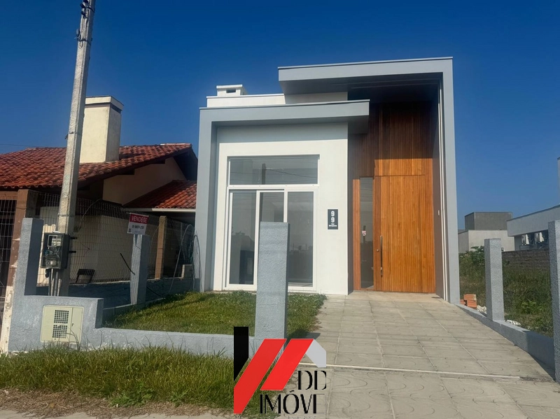 CASA NOVA 3 DORMITÓRIOS SENDO SUITE + 2 AMERICANAS. PERTINHO DO MAR