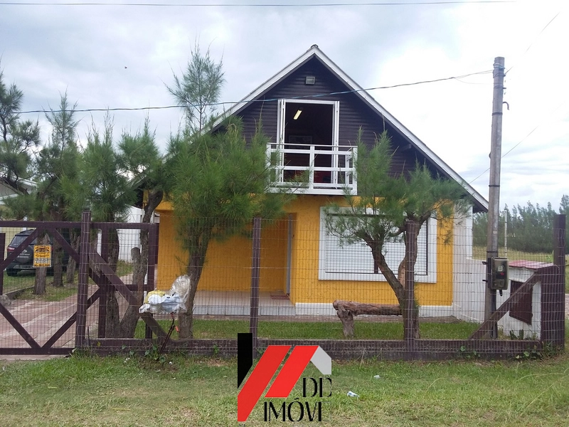 CASA NO GUARANI FRENTE MAR: 1ª foto da galeria de imagens do imóvel