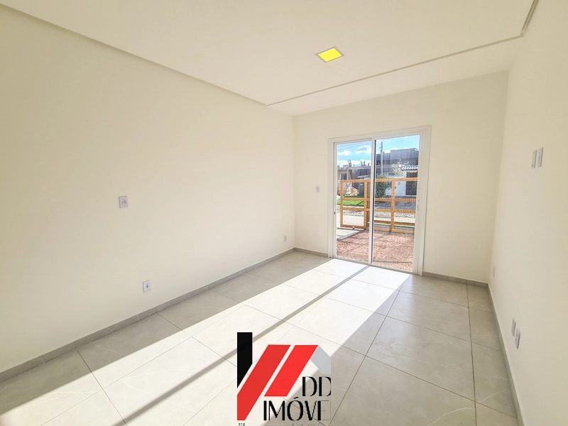 CASA COM TERRENO INTEIRO NA PRAIA DO BARCO: 1ª foto da galeria de imagens do imóvel