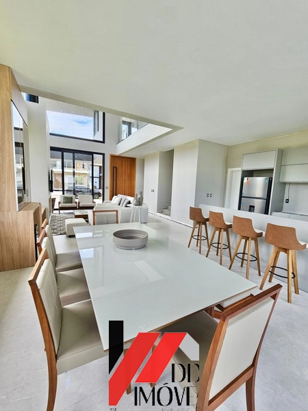 CASA DE ESQUINA NO CONDOMINIO BLUE: 5ª foto da galeria de imagens do imóvel