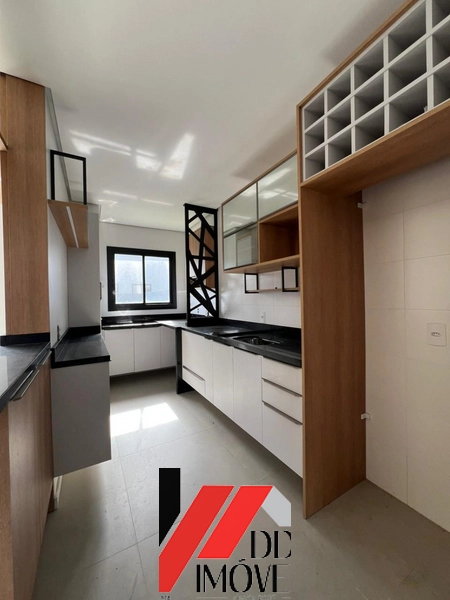 SOBRADO A 100M DO MAR: 13ª foto da galeria de imagens do imóvel