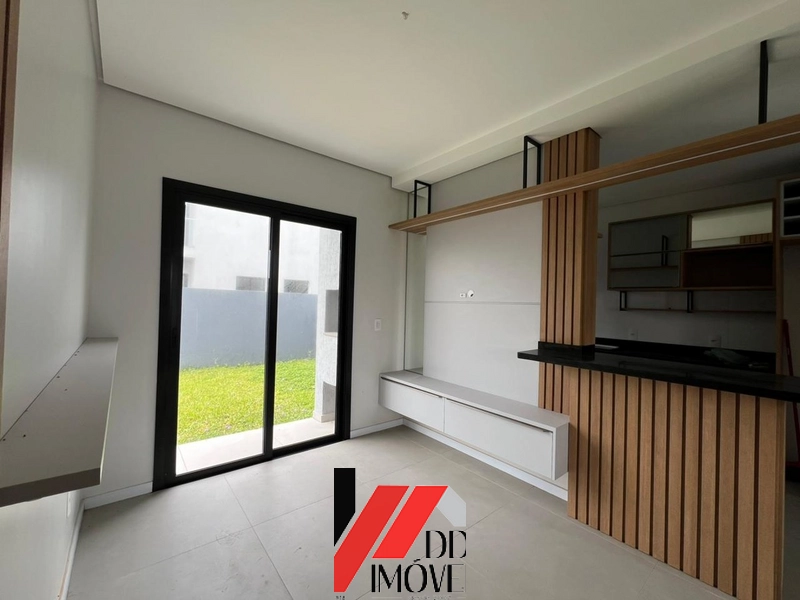 SOBRADO A 100M DO MAR: 7ª foto da galeria de imagens do imóvel