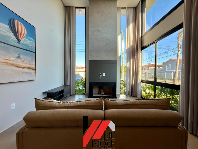 CASA ALTO PADRÃO  COM TERRAÇO E PISCINA  À VENDA: 10ª foto da galeria de imagens do imóvel