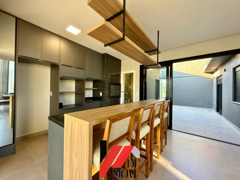 CASA ALTO PADRÃO  COM TERRAÇO E PISCINA  À VENDA: 15ª foto da galeria de imagens do imóvel