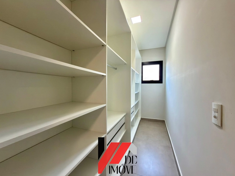 CASA ALTO PADRÃO  COM TERRAÇO E PISCINA  À VENDA: 29ª foto da galeria de imagens do imóvel