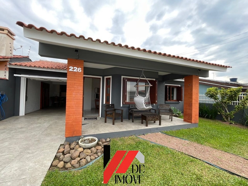 EXCELENTE CASA EM TERRENO INTEIRO, CAPÃO DA CANOA: 1ª foto da galeria de imagens do imóvel