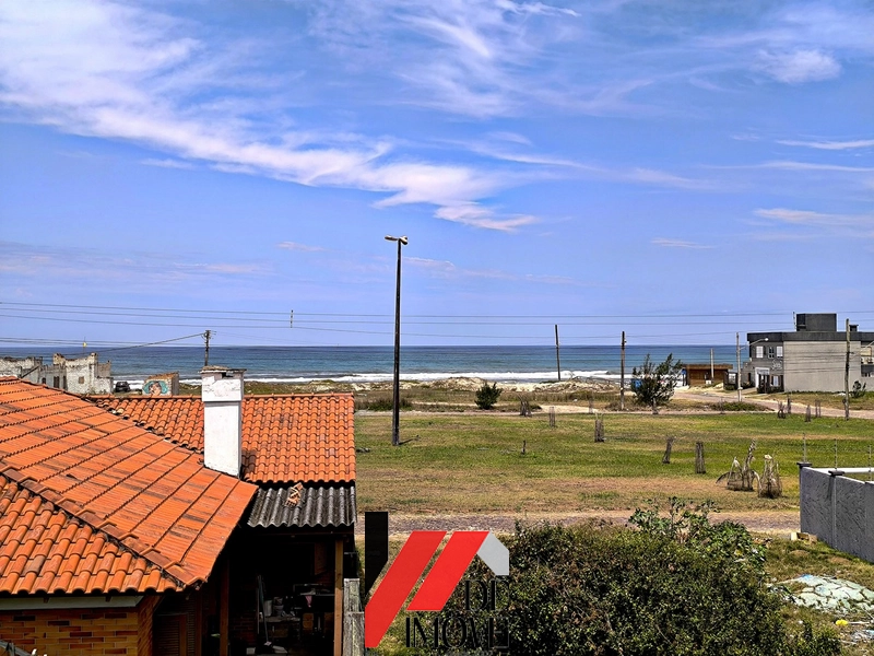 CASA NOVA COM TERRAÇO E VISTA PARA O MAR: 15ª foto da galeria de imagens do imóvel
