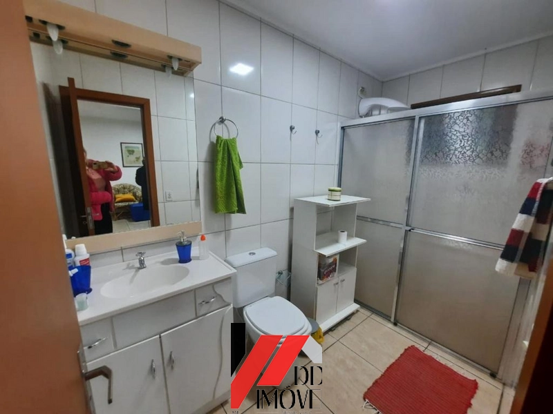 Casa à Venda em Capão Novo perto da Avenida Principal e da praia: 10ª foto da galeria de imagens do imóvel