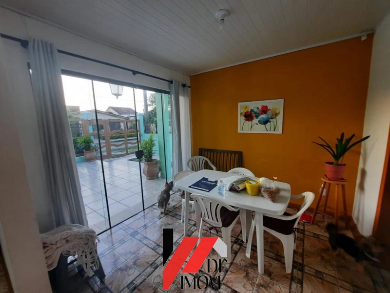 Casa à Venda em Capão Novo perto da Avenida Principal e da praia: 26ª foto da galeria de imagens do imóvel