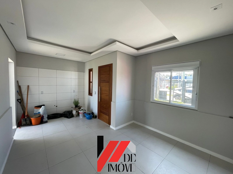 CASA DE FRENTE PARA AVENIDA PRINCIPAL DO BAIRRO: 5ª foto da galeria de imagens do imóvel