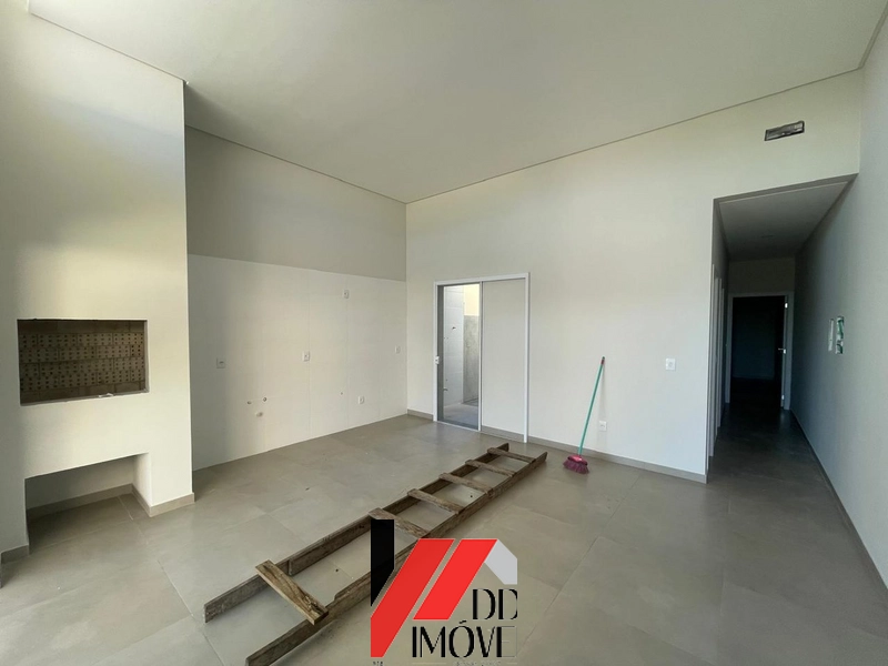 CASA MUITO BEM LOCALIZADA: 8ª foto da galeria de imagens do imóvel