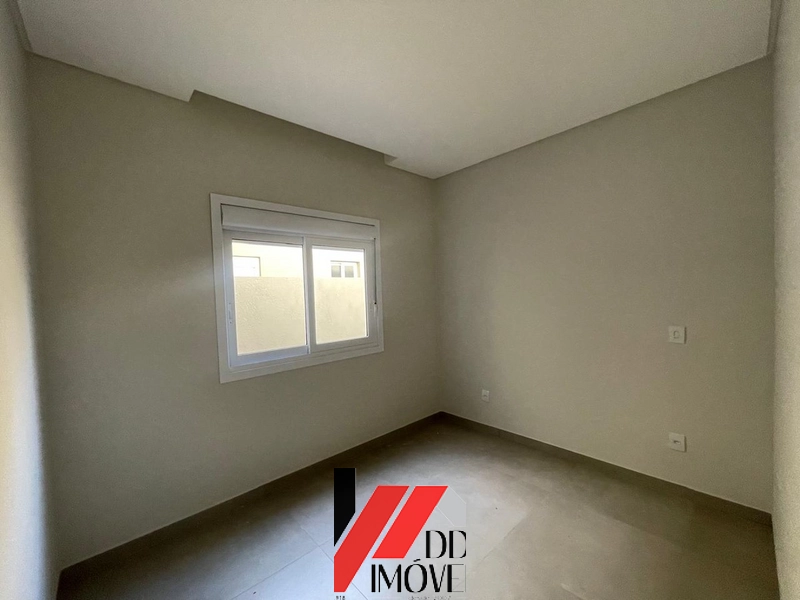 CASA MUITO BEM LOCALIZADA: 4ª foto da galeria de imagens do imóvel