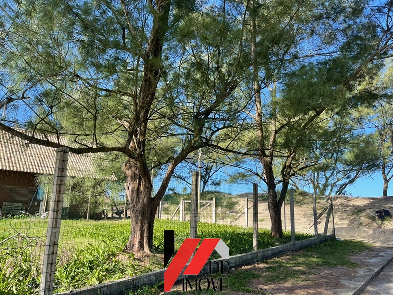 TERRENO DE FRENTE PARA O MAR