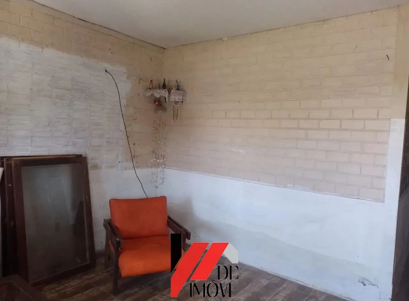 CASA EM TERRENO AMPLO PRÓXIMO AO MAR: 7ª foto da galeria de imagens do imóvel