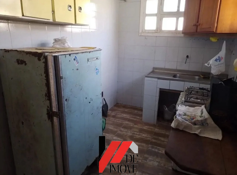 CASA EM TERRENO AMPLO PRÓXIMO AO MAR: 15ª foto da galeria de imagens do imóvel