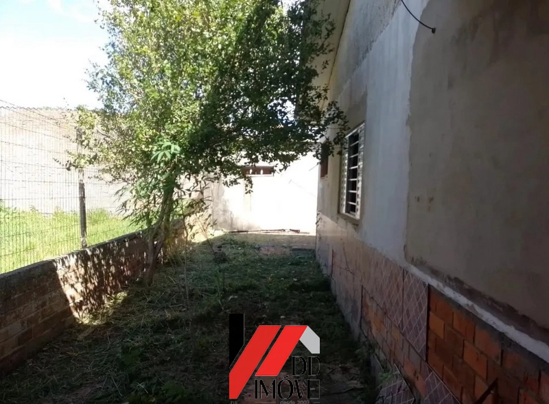 CASA EM TERRENO AMPLO PRÓXIMO AO MAR: 16ª foto da galeria de imagens do imóvel