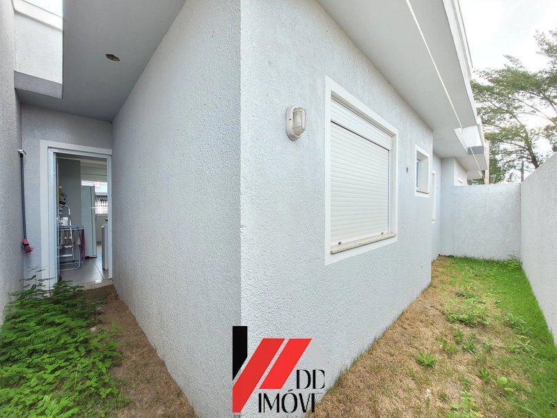 CASA NOVA LADO MAR NO JARDIM BEIRA MAR: 11ª foto da galeria de imagens do imóvel