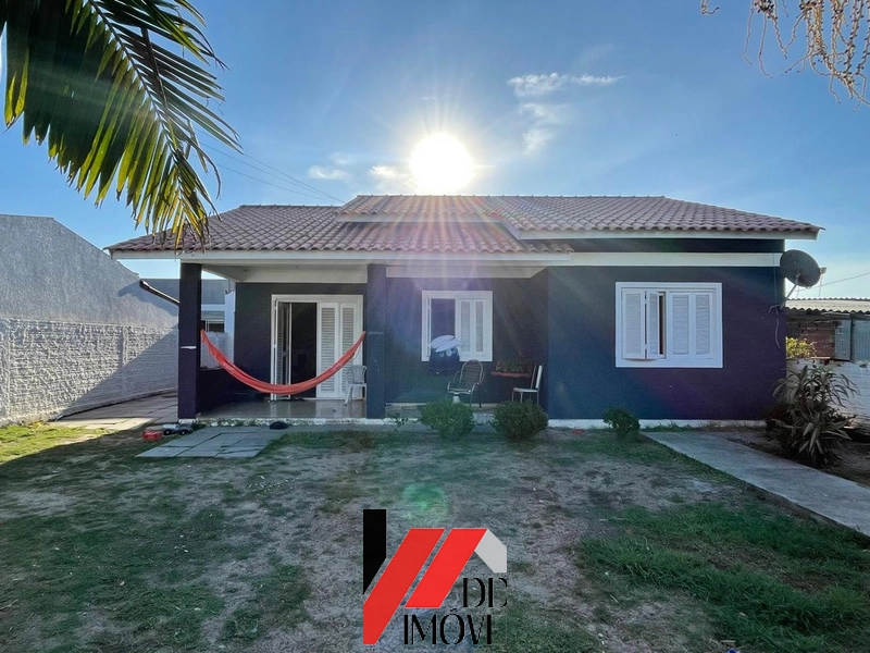 Casa em terreno inteiro em Capão da Canoa: 1ª foto da galeria de imagens do imóvel
