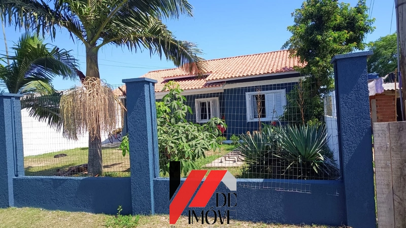 Casa em terreno inteiro em Capão da Canoa: 2ª foto da galeria de imagens do imóvel