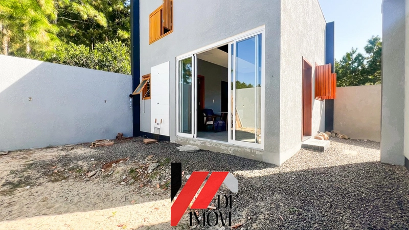 CASA NO CAPÃO NOVO VILLAGE: 11ª foto da galeria de imagens do imóvel