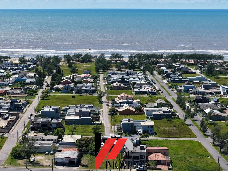 Casa pertinho do mar estilo Rústico & Moderno: 12ª foto da galeria de imagens do imóvel