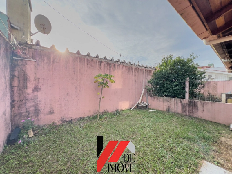 CASA PRONTA PARA USO EM CAPÃO NOVO À VENDA!: 24ª foto da galeria de imagens do imóvel