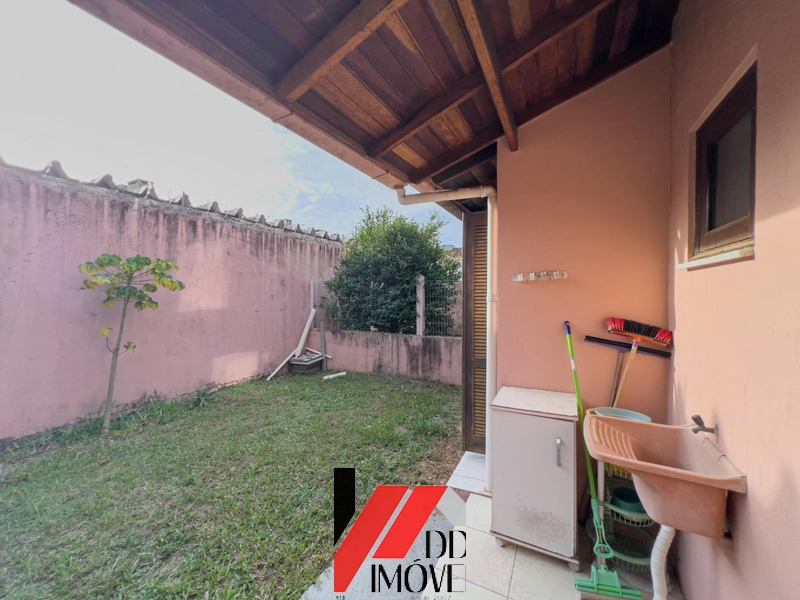 CASA PRONTA PARA USO EM CAPÃO NOVO À VENDA!: 23ª foto da galeria de imagens do imóvel