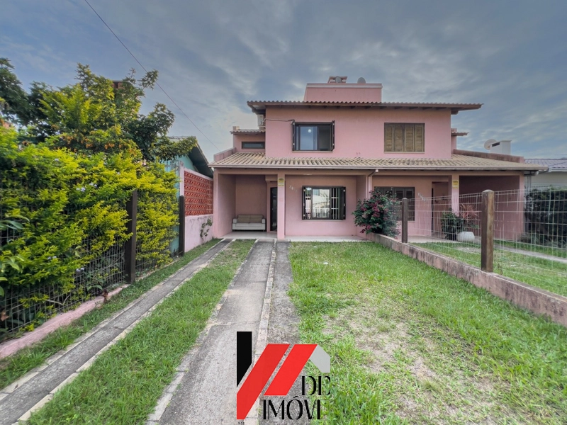 CASA PRONTA PARA USO EM CAPÃO NOVO À VENDA!: 1ª foto da galeria de imagens do imóvel