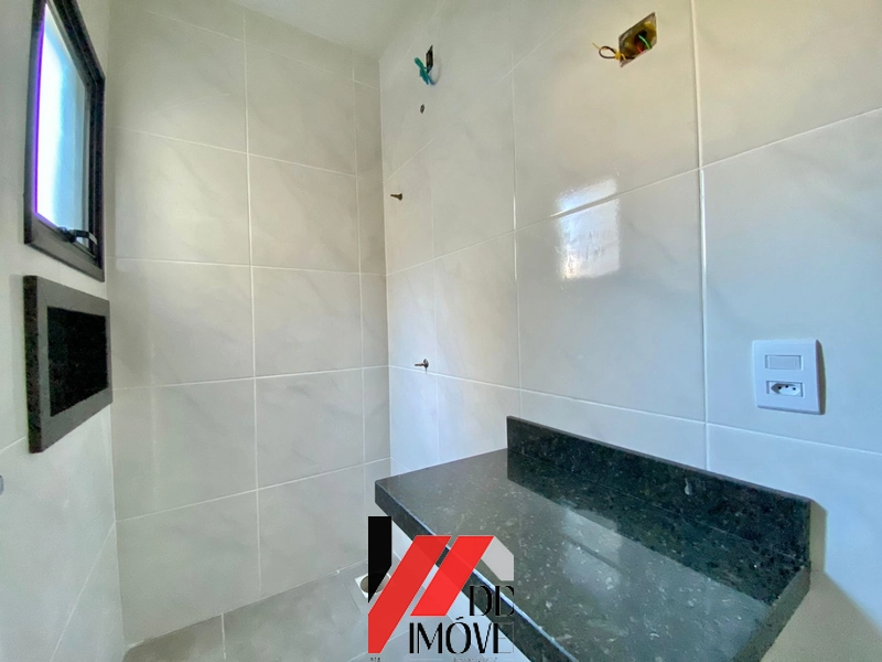 CASA A VENDA COM PÉ DIREITO DUPLO: 16ª foto da galeria de imagens do imóvel