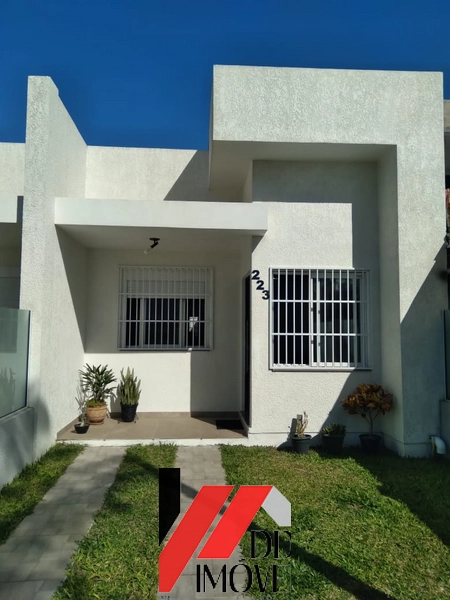CASA A VENDA A UMA QUADRA DA PRAIA: 3ª foto da galeria de imagens do imóvel