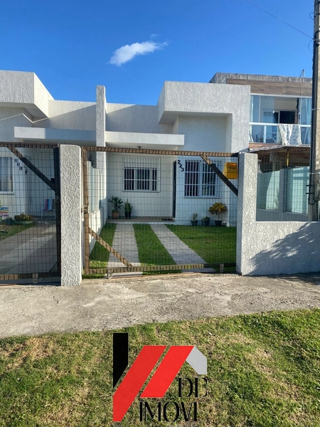 CASA A VENDA A UMA QUADRA DA PRAIA: 2ª foto da galeria de imagens do imóvel