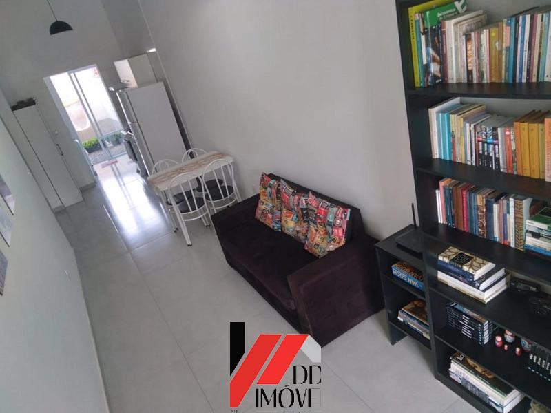 CASA A VENDA A UMA QUADRA DA PRAIA: 4ª foto da galeria de imagens do imóvel