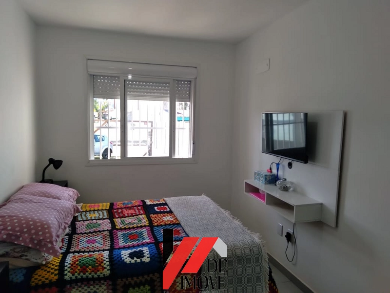 CASA A VENDA A UMA QUADRA DA PRAIA: 12ª foto da galeria de imagens do imóvel