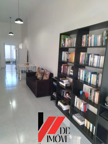 CASA A VENDA A UMA QUADRA DA PRAIA: 10ª foto da galeria de imagens do imóvel