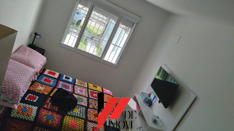 CASA A VENDA A UMA QUADRA DA PRAIA: 7ª foto da galeria de imagens do imóvel