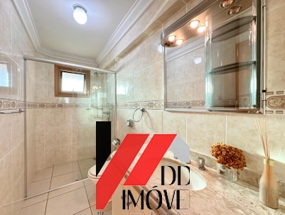 APARTAMENTO À VENDA COM VISTA ETERNA PARA MAR E PRAÇA - RARIDADE: 19ª foto da galeria de imagens do imóvel