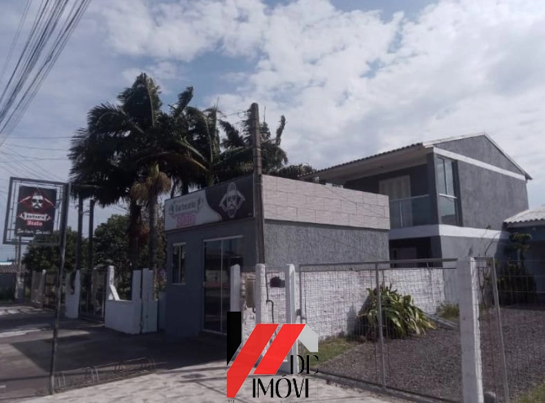 TERRENO COM 2 CASAS + SALA COMERCIAL: 1ª foto da galeria de imagens do imóvel