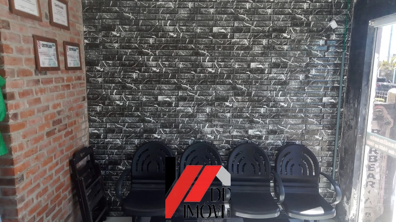 TERRENO COM 2 CASAS + SALA COMERCIAL: 11ª foto da galeria de imagens do imóvel