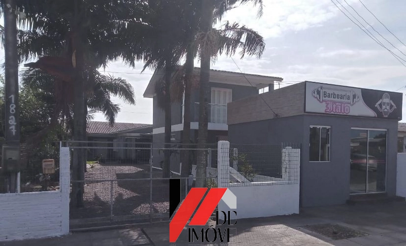 TERRENO COM 2 CASAS + SALA COMERCIAL: 2ª foto da galeria de imagens do imóvel