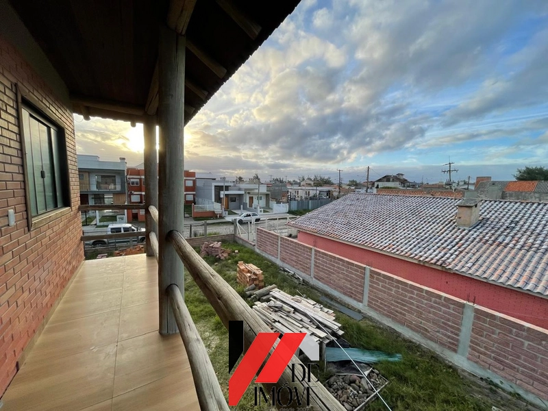 SOBRADO COM VISTA ETERNA PARA O MAR: 10ª foto da galeria de imagens do imóvel