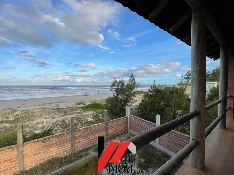 SOBRADO COM VISTA ETERNA PARA O MAR: 7ª foto da galeria de imagens do imóvel