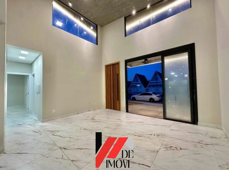 CASA COM FACHADA MODERNA A POUCOS PASSOS DO MAR!: 5ª foto da galeria de imagens do imóvel