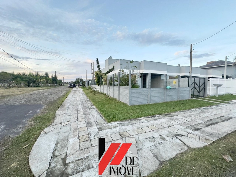 CASA A VENDA COM DOIS DORMITÓRIOS NA ZONA NORTE: 5ª foto da galeria de imagens do imóvel