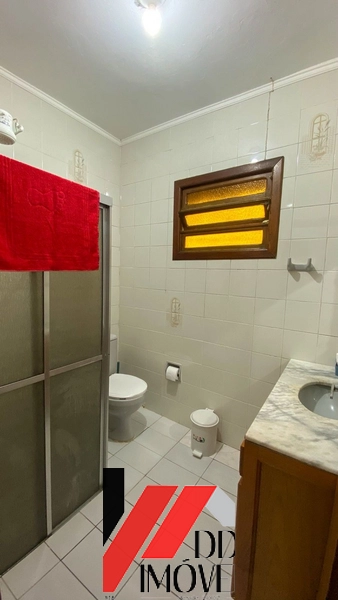 CASA A VENDA 150M DO MAR!: 7ª foto da galeria de imagens do imóvel