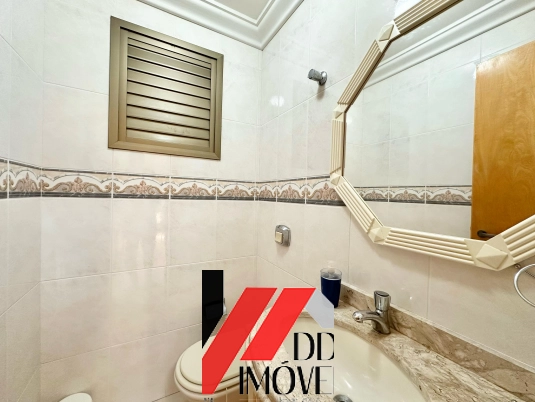 APARTAMENTO À VENDA COM VISTA ETERNA PARA MAR E PRAÇA - RARIDADE: 17ª foto da galeria de imagens do imóvel