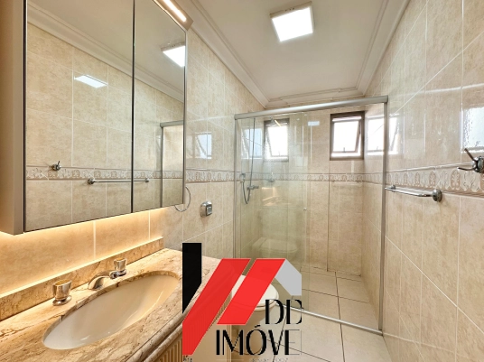 APARTAMENTO À VENDA COM VISTA ETERNA PARA MAR E PRAÇA - RARIDADE: 23ª foto da galeria de imagens do imóvel