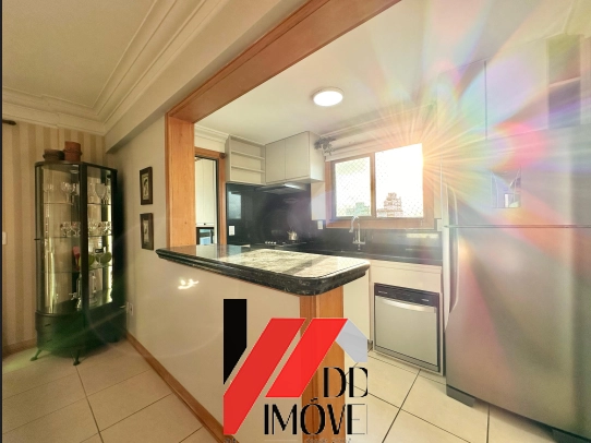APARTAMENTO À VENDA COM VISTA ETERNA PARA MAR E PRAÇA - RARIDADE: 12ª foto da galeria de imagens do imóvel